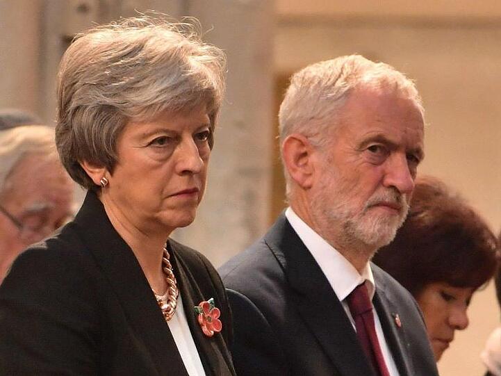 Gesprächspartner wider Willen: Premierministerin Theresa May und Labour-Chef Jeremy Corbyn. Archivbild