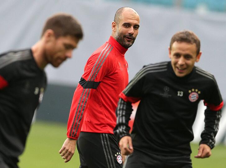 Bilder: Der FC Bayern beim Abschlusstraining in Moskau.