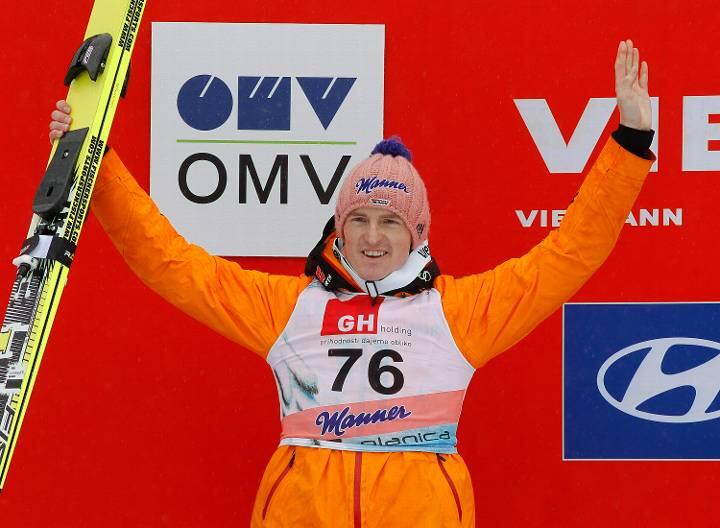 Slowenien: Der deutsche Skispringer Severin Freund bejubelt seinen zweiten Rang auf der Großschanze in Planica.