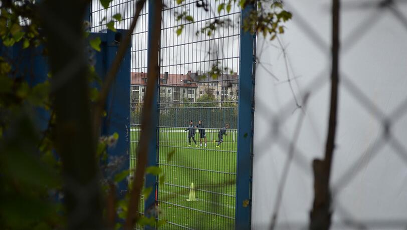 Die Löwen schotten sich vor den Duellen mit Holstein Kiel ab Die Löwen schotten sich vor den Duellen mit Holstein Kiel ab
