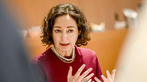 Neben Preissteigerungen besch&auml;ftigen die vzbv aktuell unter anderem auch die Gesundheitsversorgung, KI-Sicherheit und Verbraucherschutz beim Online-Shopping.