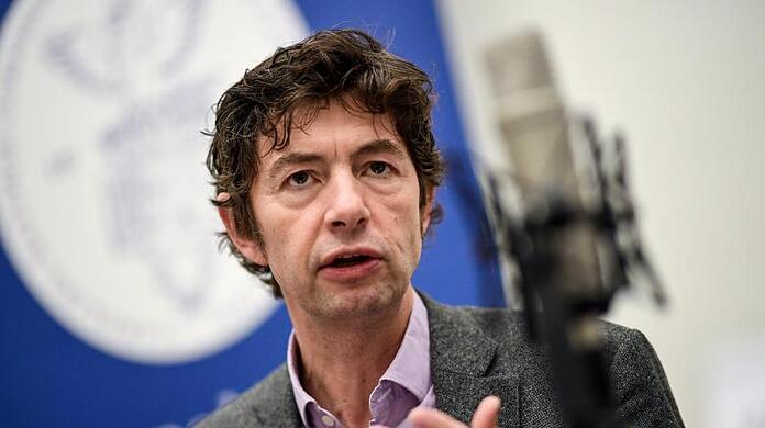 Der Berliner Virologe Christian Drosten warnt vor einem verfrühten Ende der Corona-Maßnahmen.