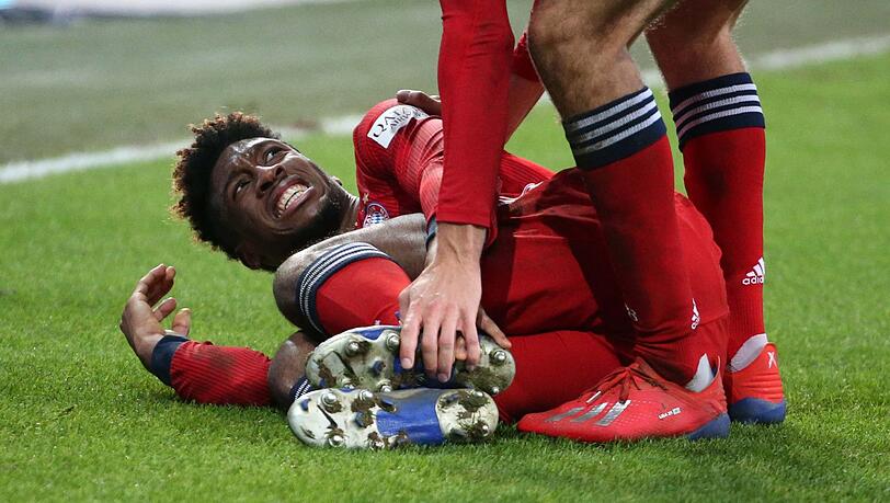Der Schock: Coman verletzt sich am linken Fuß.