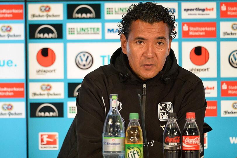 Ricardo Moniz bei der Pressekonferenz nach dem Spiel gegen Darmstadt