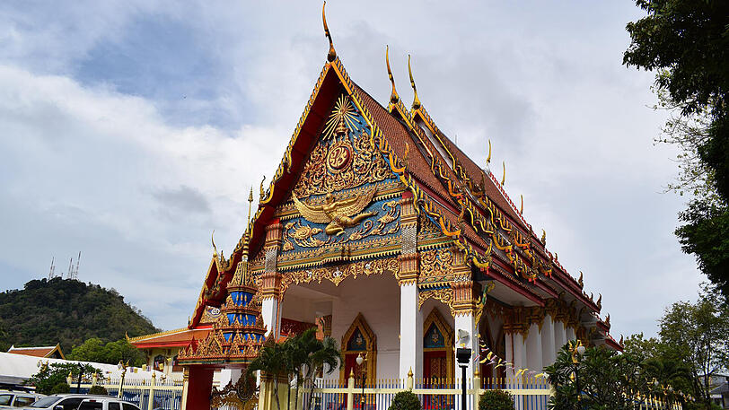 Zeugen vom chinesischen Einfluss: kunstvolle Tempel.