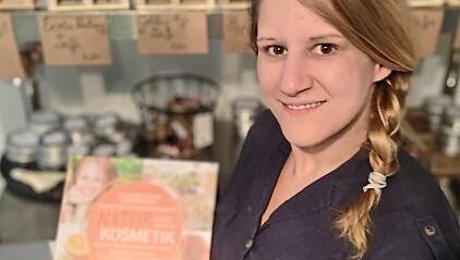 Für die Haut im Sommer empfiehlt Kosmetikerin und Autorin Ramona Luger Mischungen mit Aloe vera.