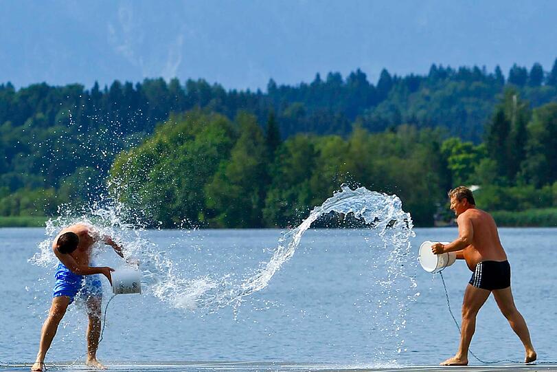Der Körper glüht von einem Tennismatch - was gibt es Schöneres, als sich direkt im Anschluss im Staffelsee abzukühlen.