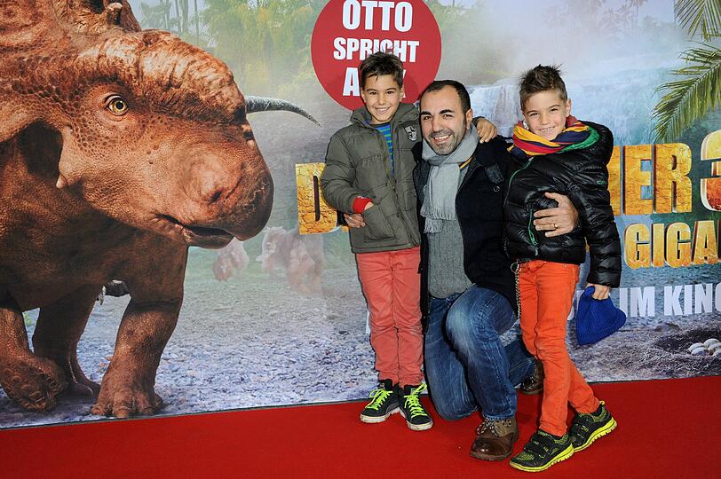 Adnan Maral und Kinder Acan (9) und Can (7)