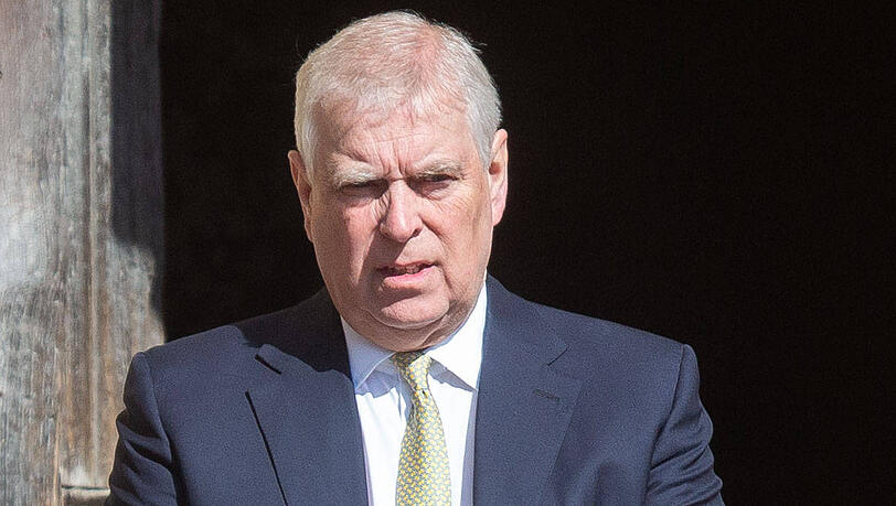 Prinz Andrew hat in der britischen K&ouml;nigsfamilie sein Ansehen verloren. Jetzt soll er festgenommen worden sein.