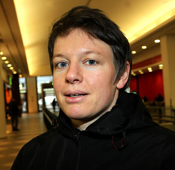 Steffanie Metzger (32), Lehrerin: &bdquo;Atomkraftwerke sind gefährlich. Heute gibt es doch so viele gute Alternativen. Wir sollten sie abschalten und auf andere Energiequellen umsteigen. Dass der Strom dann ein bisschen teurer wird, ist kein Kriterium, das dagegen spricht.&ldquo;