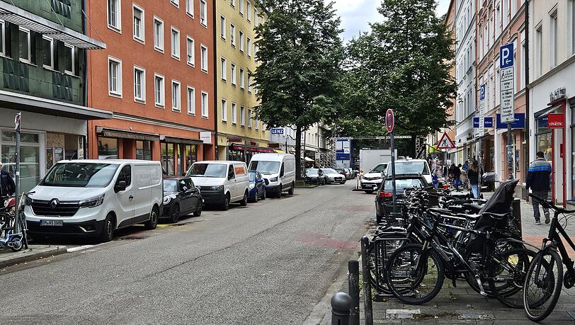 Als wäre nichts gewesen - so schaut es in der Weißenburger Straße aus. Als wäre nichts gewesen - so schaut es in der Weißenburger Straße aus.