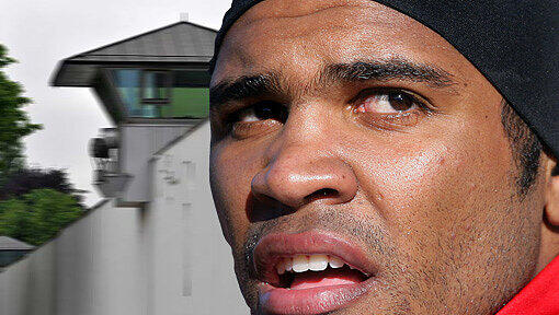 Breno sitzt in U-Haft in Stadelheim. Breno sitzt in U-Haft in Stadelheim.