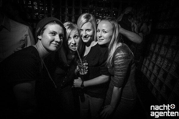 Die besten Party-Bilder vom Sonntag. Hier im Crux.