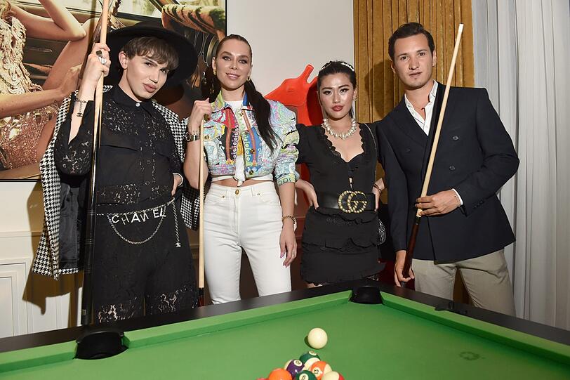 Chris Hanisch, Liliana Nova, Sophia Lugo und Carlos R.