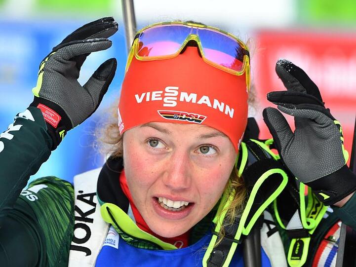Die deutsche Biathletin Laura Dahlmeier in Aktion. Foto: Alberto Pizzoli/Archiv