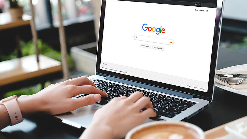 Dr. Google weiß zwar viel, aber nicht alles. Dr. Google weiß zwar viel, aber nicht alles.
