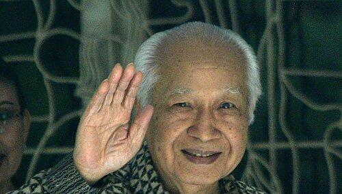 Indonesiones Ex-Präsident Suharto ist tot Indonesiones Ex-Präsident Suharto ist tot