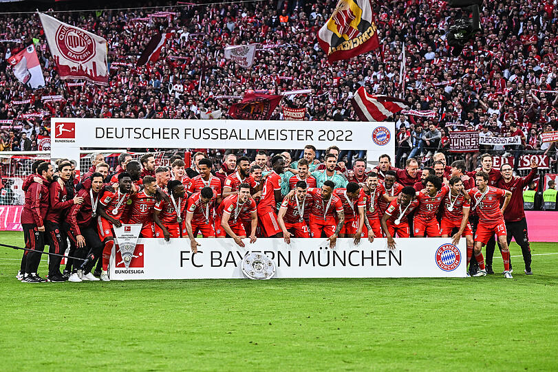 So feierten die Bayern den zehnten Meistertitel in Folge.