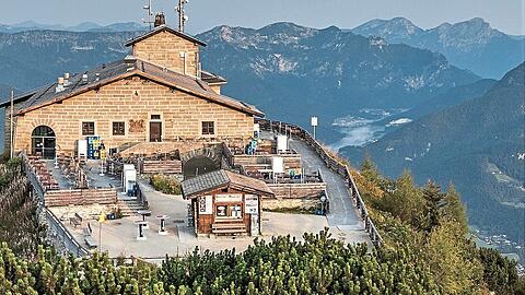 Das Kehlsteinhaus verkauft? Eine Falschnachricht treibt ihr Unwesen auf Social Media-Kanälen.
