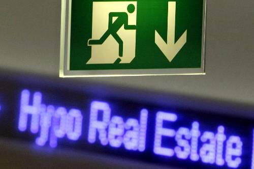 Letzter Ausweg Enteignung: Jetzt hat der Poker um die Hypo Real Estate begonnen.