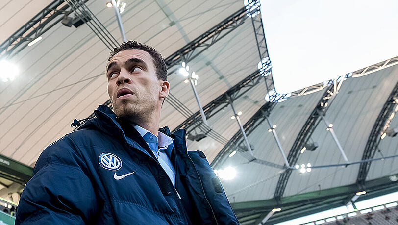 Der frühere Bayern-Spieler Valerien Ismael war in Wolfsburg als vorheriger Trainer des VfL-Regionalligateams zunächst als Interims- und relativ schnell als neuer Chefcoach installiert worden.