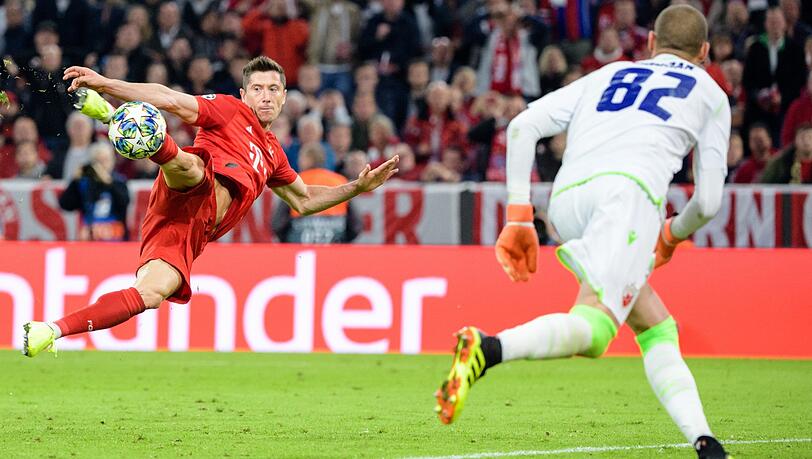 Und am Ende trifft er dann doch: Robert Lewandowski. Und am Ende trifft er dann doch: Robert Lewandowski.