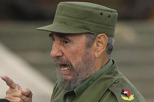 Fidel Castro gibt sein Präsidentenamt auf