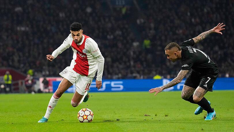 Auch in der Offensive sehr aktiv: Bayern-Neuzugang Noussair Mazraoui Auch in der Offensive sehr aktiv: Bayern-Neuzugang Noussair Mazraoui