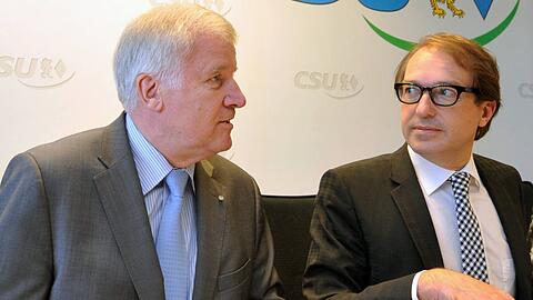 "Die aktuelle Situation ist nicht schön" für CSU-Chef Horst Seehofer und seinen Generalsekretär Alexander Dobrindt.