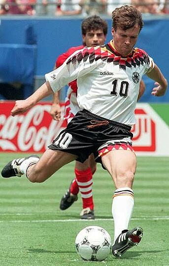 Lothar Matthäus ist mit 150 Einsätzen der deutsche Rekordnationalspieler, er war von 1980 bis 2000 in der DFB-Elf aktiv.
