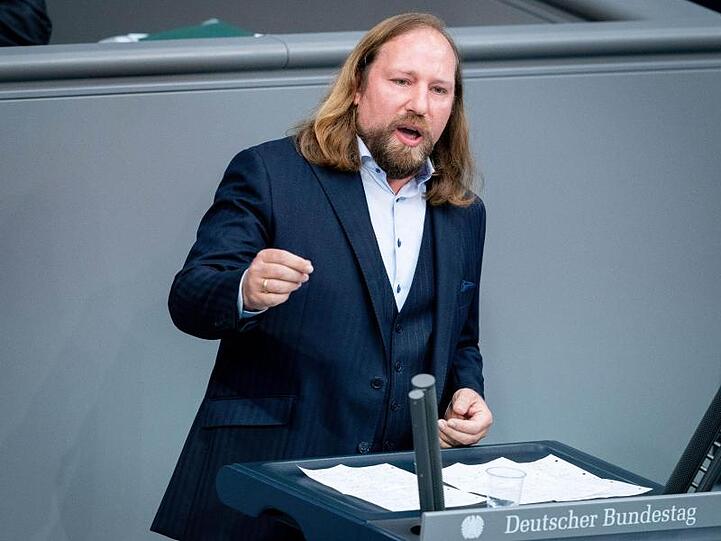 Anton Hofreiter, Fraktionsvorsitzender von Bündnis 90/Die Grünen, spricht im deutschen Bundestag. Foto: Kay Nietfeld/dpa