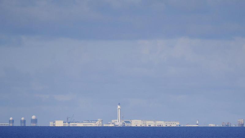 China erhebt Territorialansprüche über weite Teile des Südchinesischen Meeres, wie etwa auf das Subi Riff (aufgenommen von der philippinisch beanspruchten Insel Thitu am 21.04.2017). China erhebt Territorialansprüche über weite Teile des Südchinesischen Meeres, wie etwa auf das Subi Riff (aufgenommen von der philippinisch beanspruchten Insel Thitu am 21.04.2017).