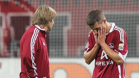 Der Verzweiflung nahe: Marek Mintal mit Trainer Michael Oenning.