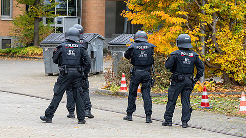 Eine Woche lang trainiert die Münchner Polizei am Willi-Graf-Gymnasium besondere Einsatztaktiken. (Symbolbild)