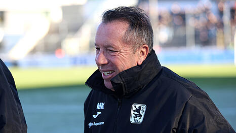 15 Punkte aus den ersten sieben Liga-Spielen geholt, dazu das Halbfinal-Ticket im Toto-Pokal gelöst – da hat Löwen-Trainer Markus Kauczinski allen Grund zum Lächeln.