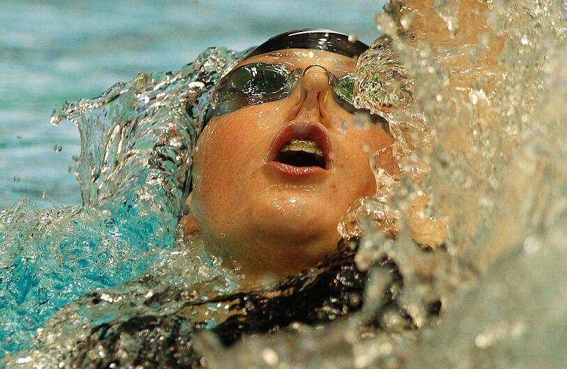 Melissa Franklin: Mit erst 16 Jahren hat das Nachwuchs-Talent aus den USA einen neuen Weltrekord über 200 Meter Rücken aufgestellt.