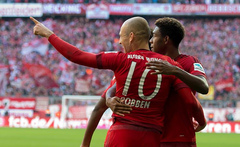 David Alaba: Laut Pep Guardiola ist der Österreicher Bayerns "Gott", weil er auf so vielen Positionen spielen kann. Diesmal als Innenverteidiger aufgeboten. Eine göttliche Leistung war nicht nötig, um Kölns Offensive zu kontrollieren. Solide reichte. Note: 3.