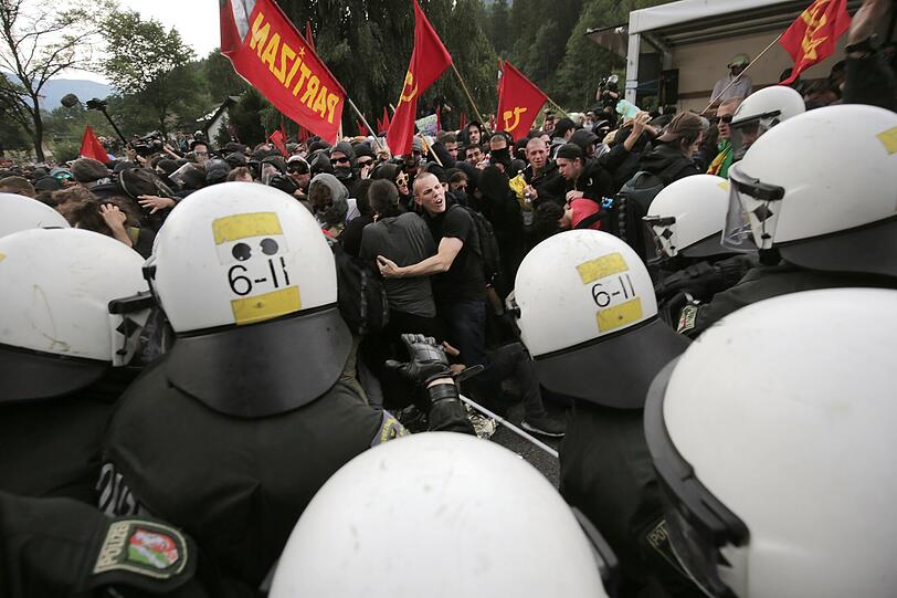 Weitere Bilder zur Anti-G/-Demo in Garmisch.