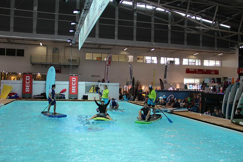 Stand Up Paddle Boarding wird auch bei Freizeitsportlern immer beliebter. Kein Wunder: Ein "SUP" macht sowohl auf Seen als auch auf Flüssen Laune!