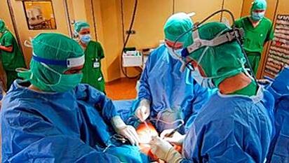 Viele Patienten warten auf Organe für die lebenserhaltende Transplantation. Viele Patienten warten auf Organe für die lebenserhaltende Transplantation.