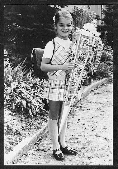 Kati Witt zeigt in ihrem neuen Buch zahlreiche private Bilder - von der Einschulung bis hin zu den Olympischen Spielen.