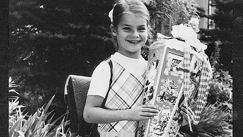 Kati Witt zeigt in ihrem neuen Buch zahlreiche private Bilder - von der Einschulung bis hin zu den Olympischen Spielen. Kati Witt zeigt in ihrem neuen Buch zahlreiche private Bilder - von der Einschulung bis hin zu den Olympischen Spielen.