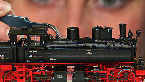 Hochbegehrt bei Sammlern: Mini-Dampflokomotiven der Firma Märklin, doch die hatte der Dieb nicht im Ebay-Angebot. Hochbegehrt bei Sammlern: Mini-Dampflokomotiven der Firma Märklin, doch die hatte der Dieb nicht im Ebay-Angebot.
