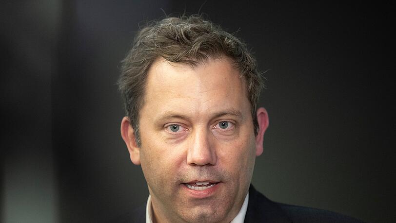 Finanzminister Klingbeil erntete Kritik aus den eigenen Reihen (Archivbild). Finanzminister Klingbeil erntete Kritik aus den eigenen Reihen (Archivbild).