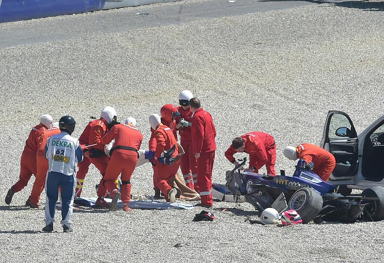 Mit schwersten Verletzungen kam der chinesische Rennfahrer ins Krankenhaus.
