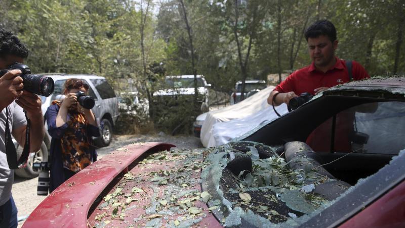 In der afghanischen Hauptstadt sind während der Feierlichkeiten zum Unabhängigkeitstag in mehreren Stadtteilen Raketen eingeschlagen. In der afghanischen Hauptstadt sind während der Feierlichkeiten zum Unabhängigkeitstag in mehreren Stadtteilen Raketen eingeschlagen.