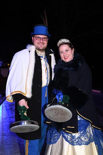Fröhliche Verlierer: Das Narrhalla-Prinzenpaar Sebastian und Janina.