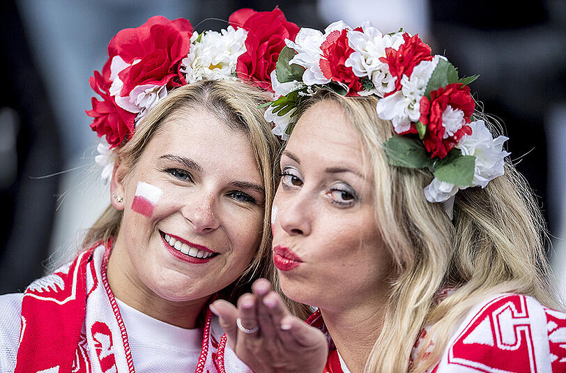 Es gibt nicht nur das hässliche Fan-Gesicht dieser Euro 2016. Sondern auch das schöne und kuriose. Sehen Sie hier die Bilder in unserer Galerie.