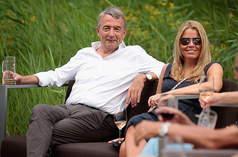 DFB-Boss Wolfgang Niersbach und seine Freundin Marion Popp.