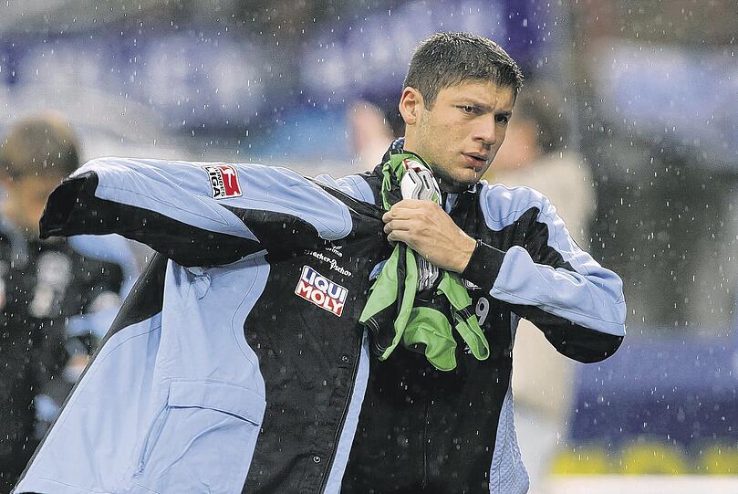Muss seine Trainingsjacke wohl noch ein wenig anlassen: 1860 Innenverteidiger Mate Ghvinianidze.